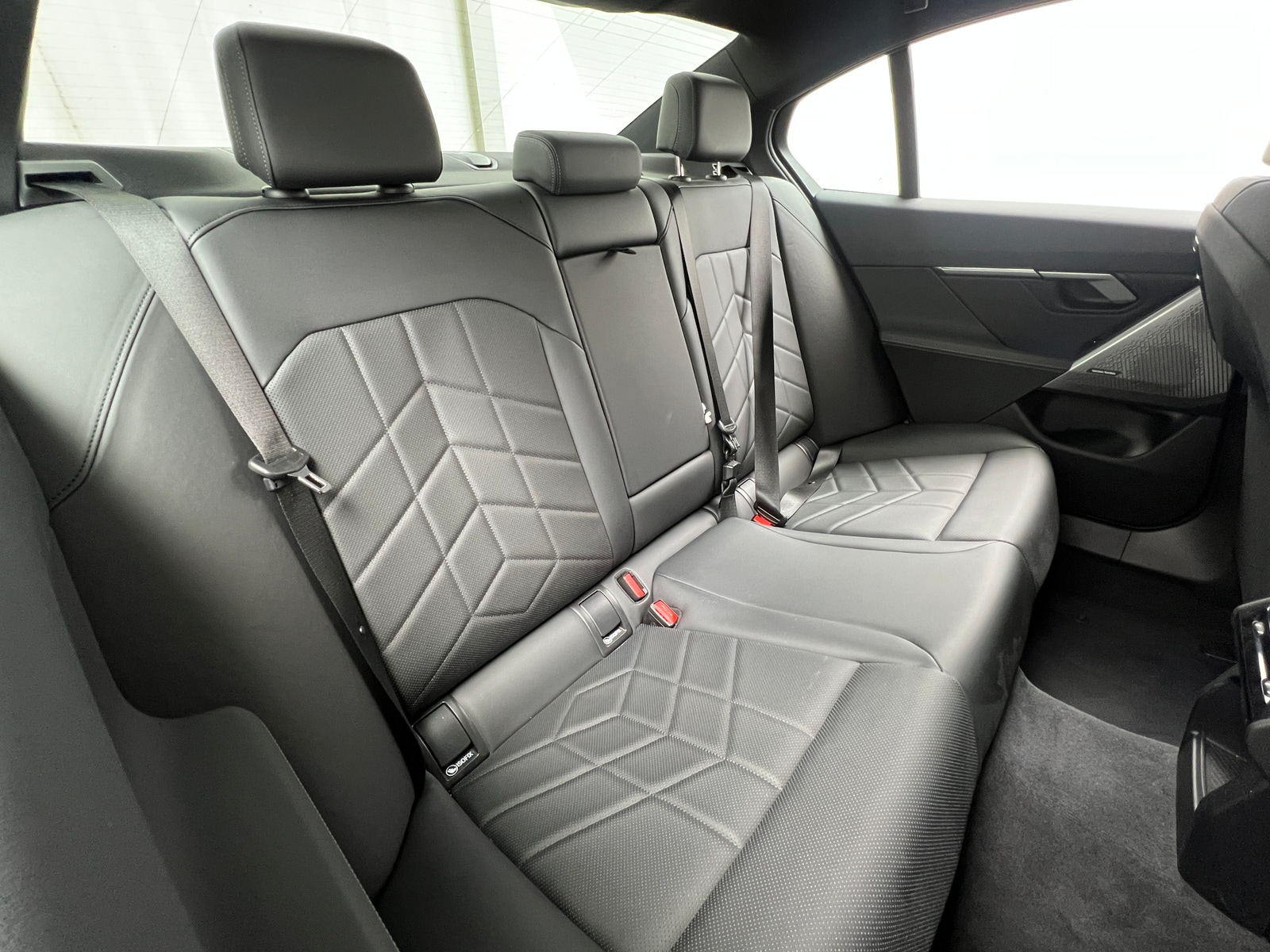 Thumbnail: 2025 BMW 5 Series - 5