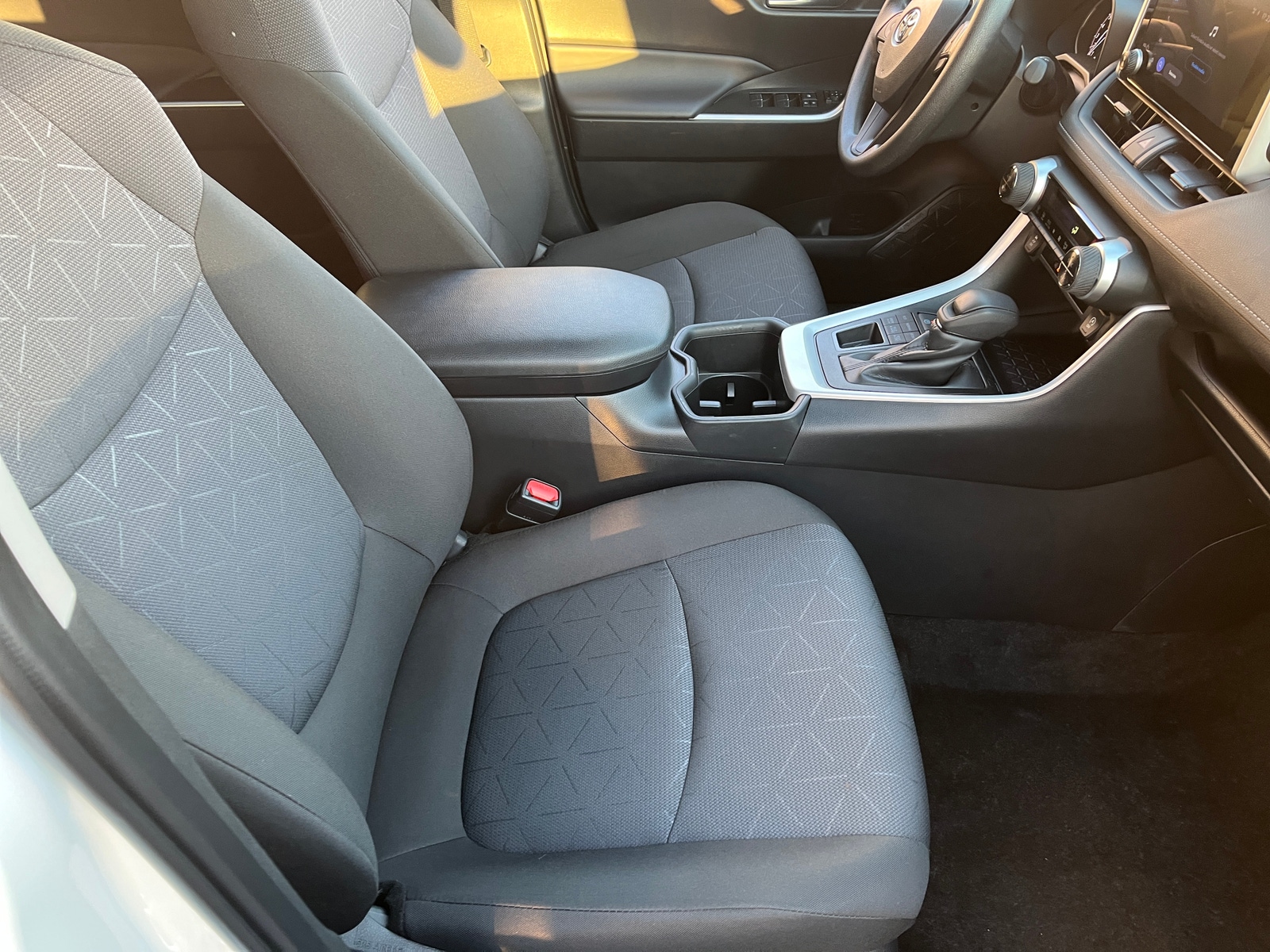 Thumbnail: 2025 Toyota RAV4 - 2