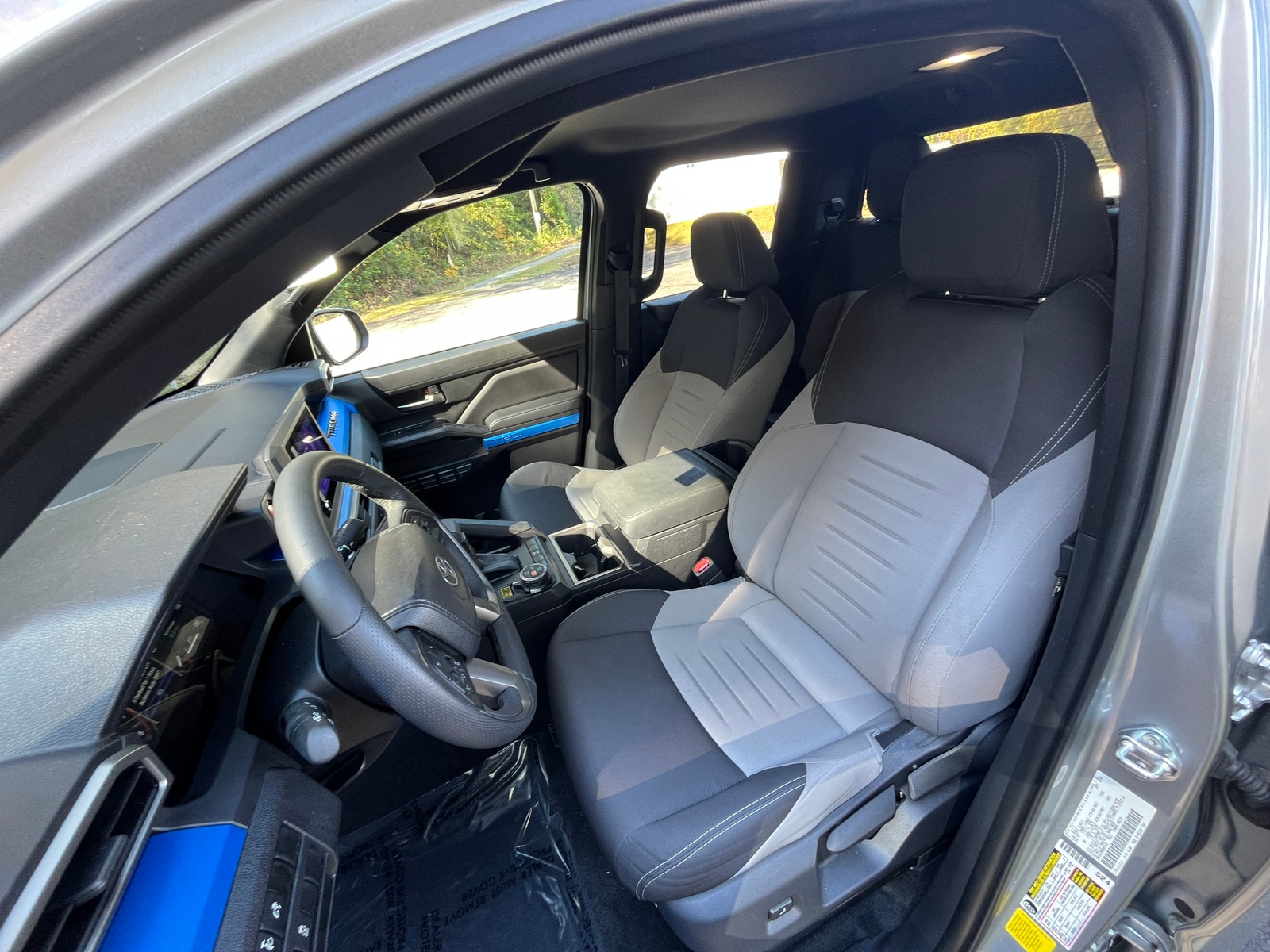 Thumbnail: 2025 Toyota Tacoma - 2