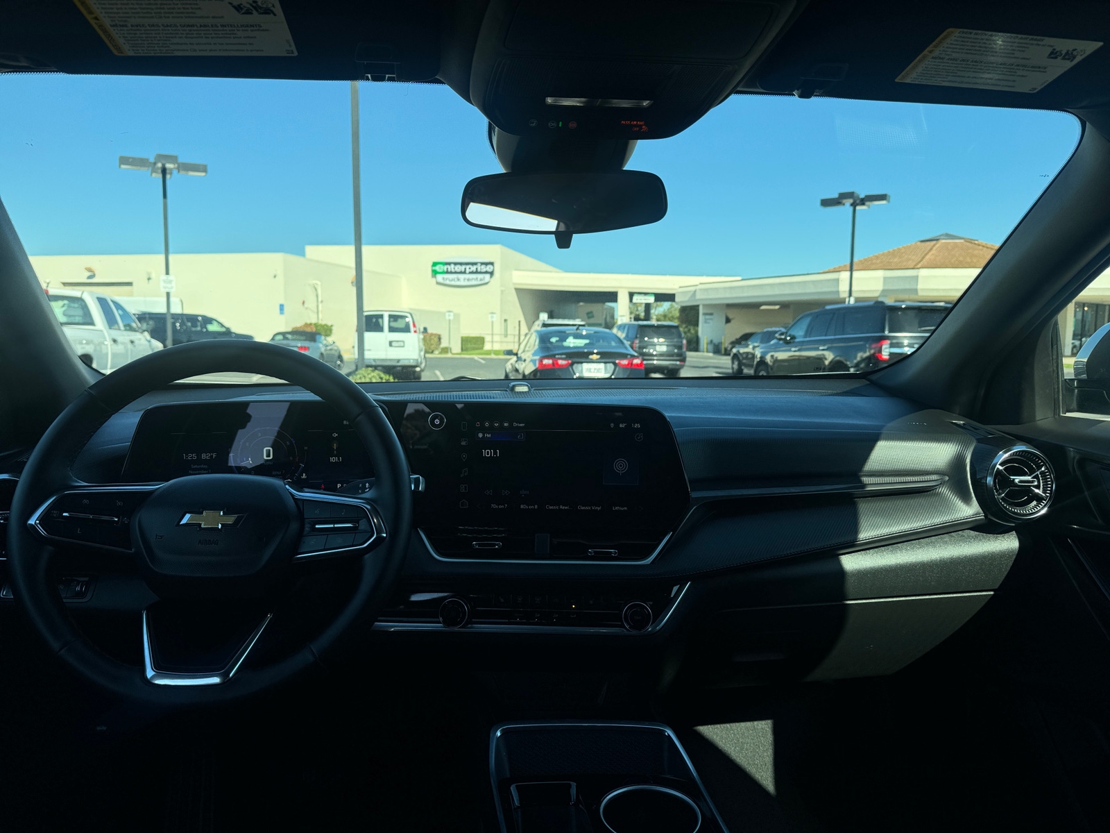 Thumbnail: 2025 Chevrolet Equinox - 3