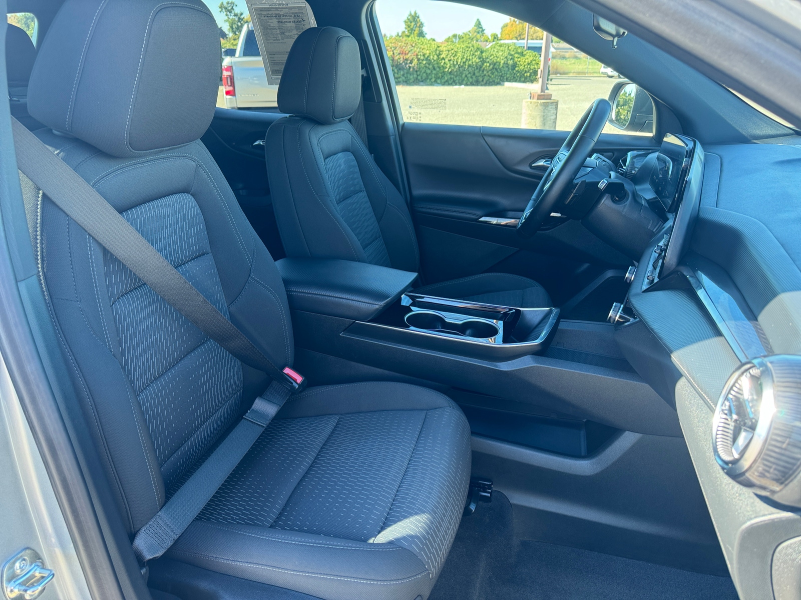 Thumbnail: 2025 Chevrolet Equinox - 2