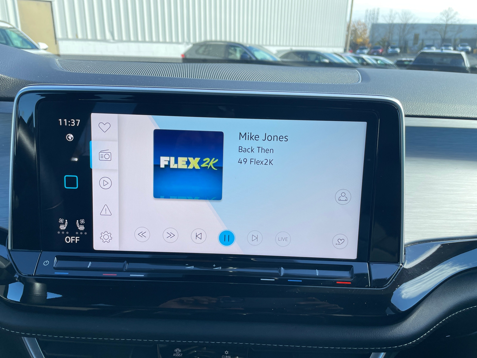 Thumbnail: 2025 Volkswagen Atlas - 4