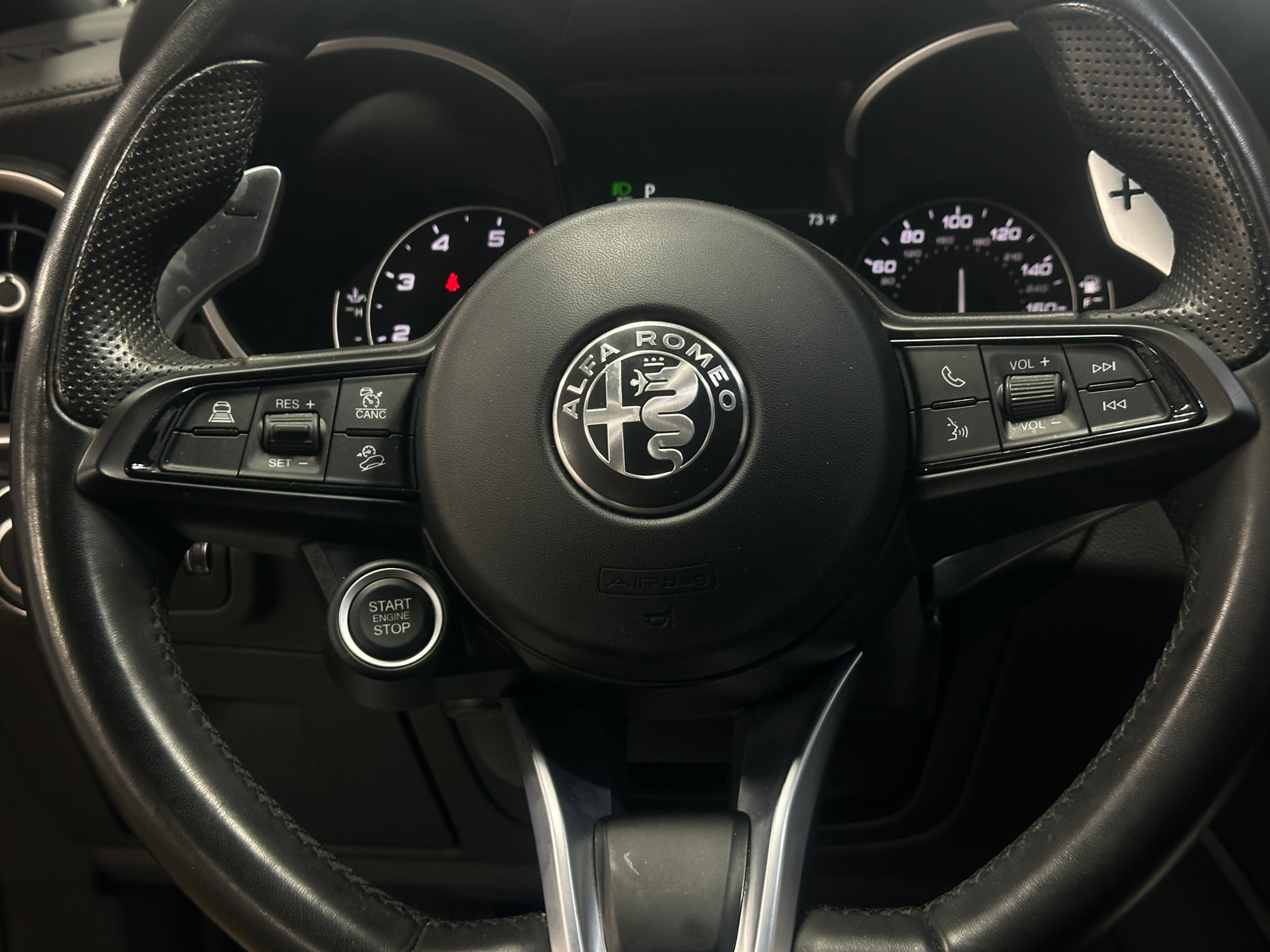 Thumbnail: 2022 Alfa Romeo Stelvio - 4