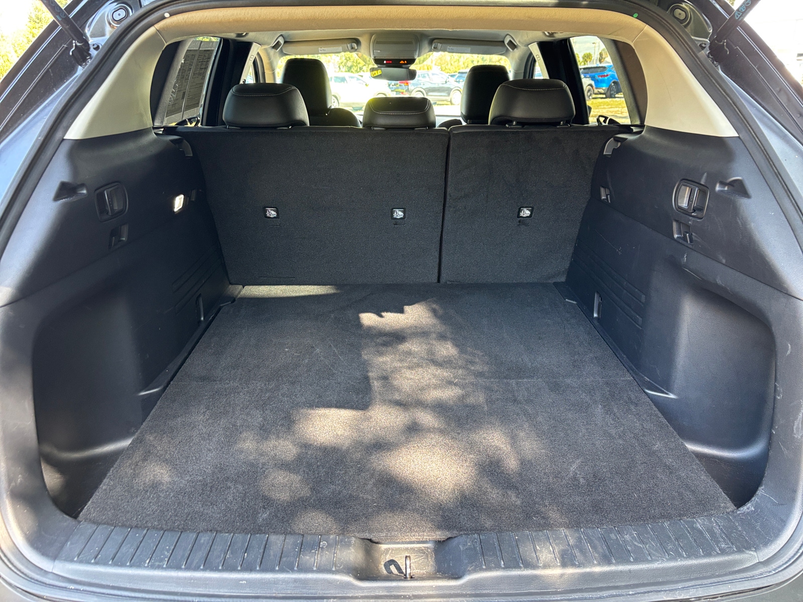 Thumbnail: 2025 Mazda CX-50 - 6