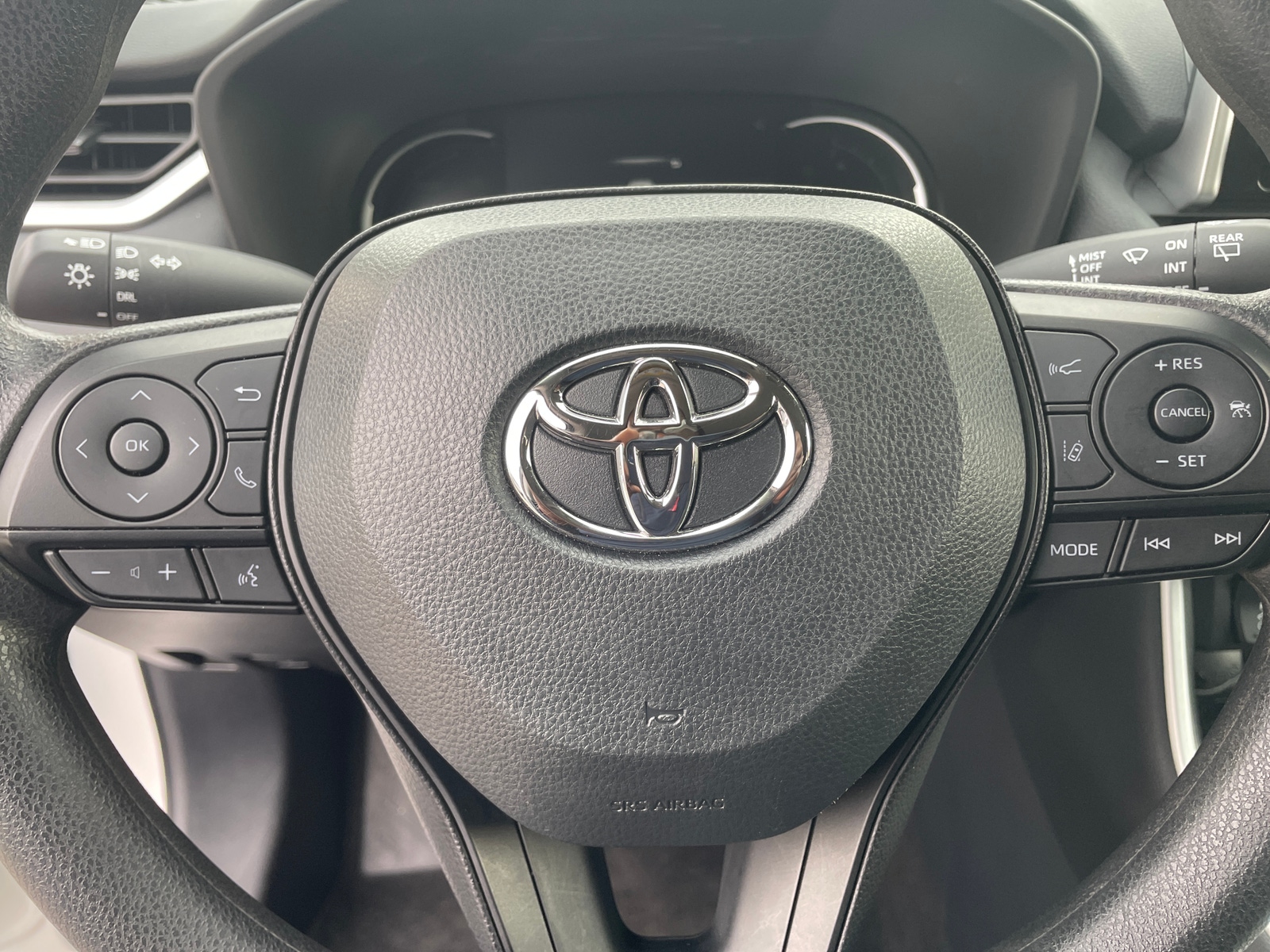 Thumbnail: 2025 Toyota RAV4 - 5