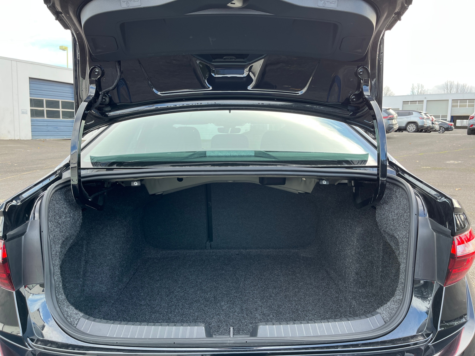 Thumbnail: 2025 Volkswagen Jetta - 6