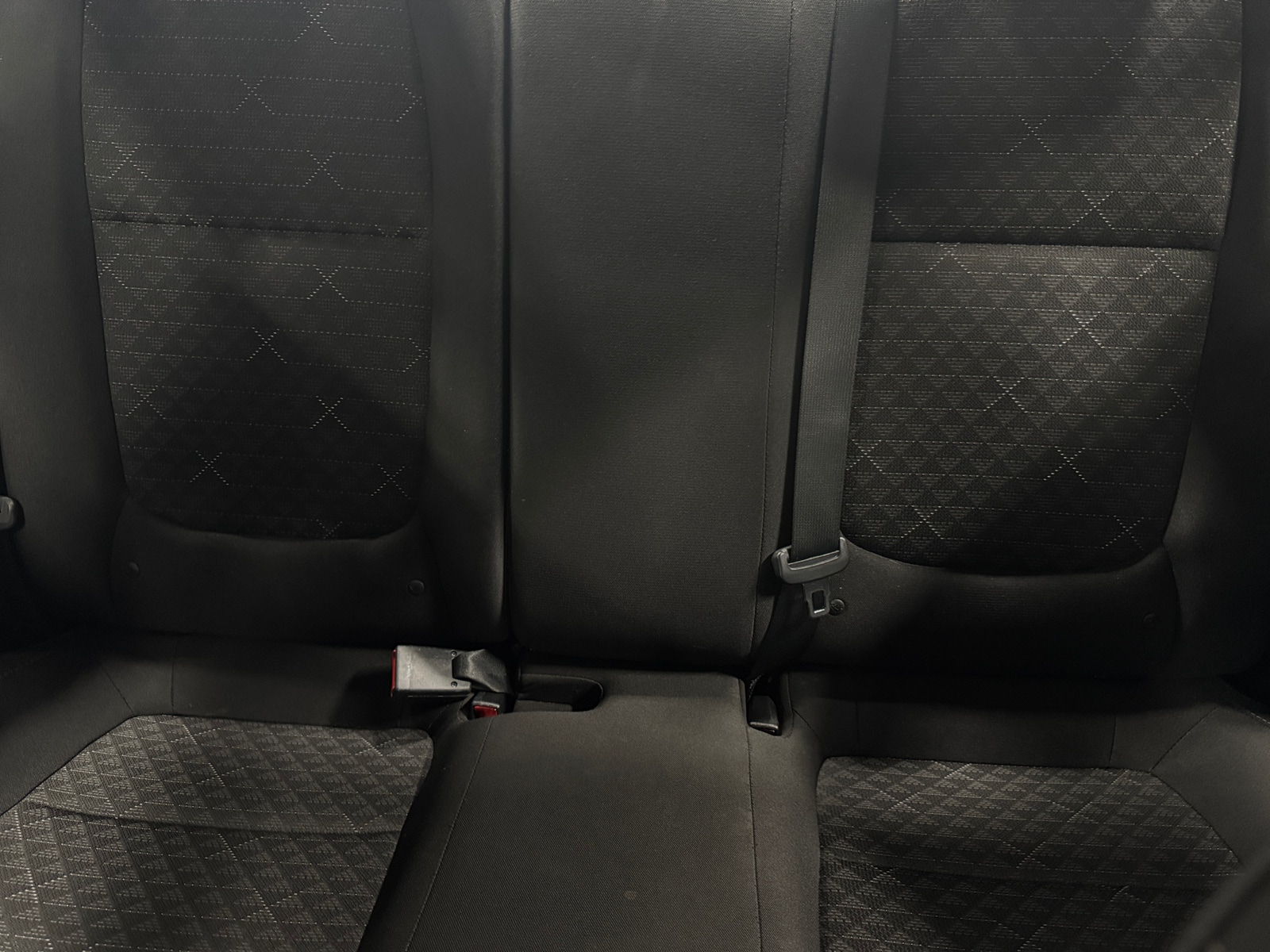 Thumbnail: 2022 Kia Rio - 6