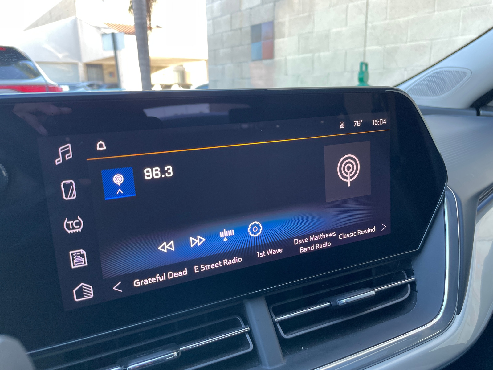 Thumbnail: 2025 Chevrolet Trax - 4