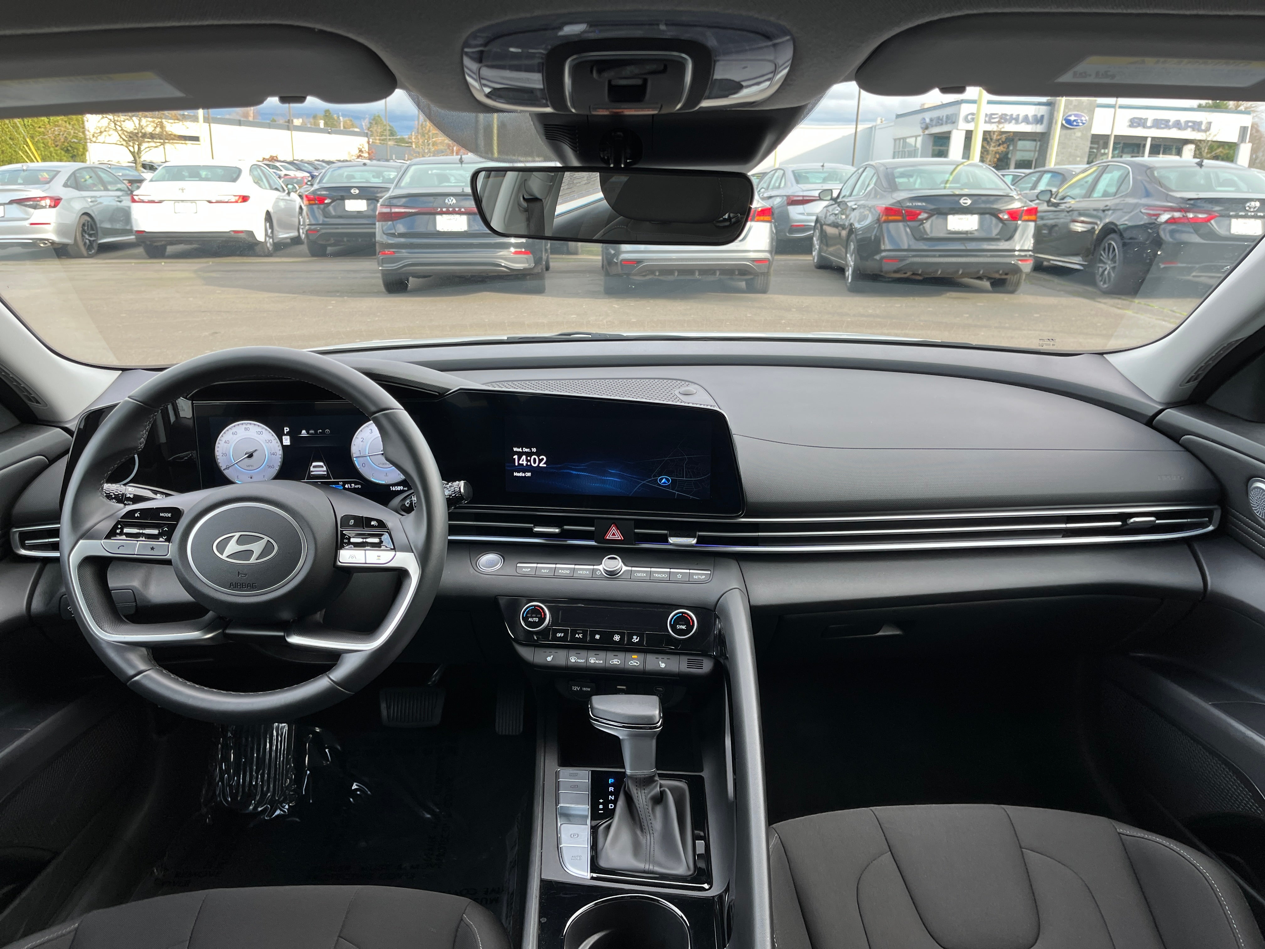 Thumbnail: 2025 Hyundai Elantra - 3