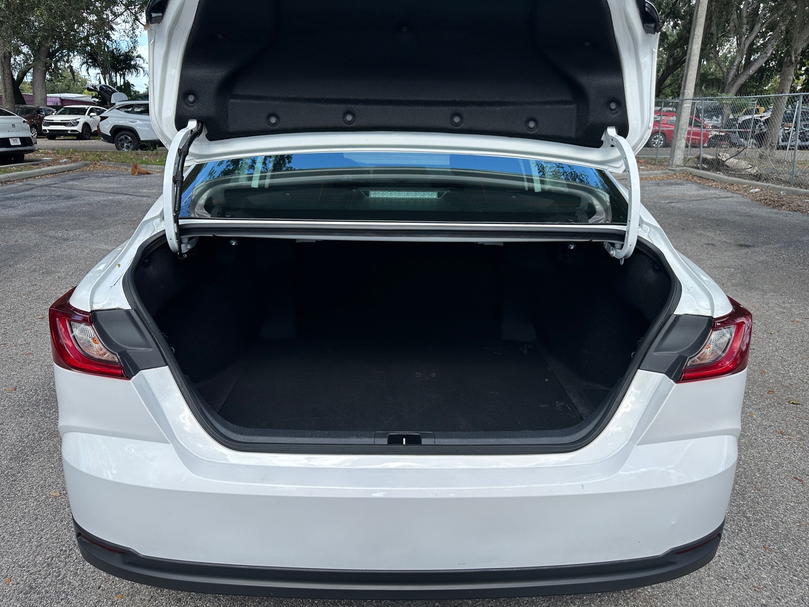 Thumbnail: 2025 Toyota Camry - 4