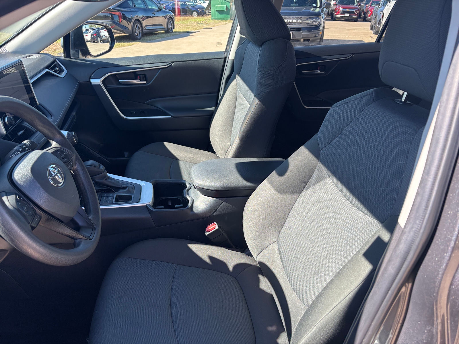 Thumbnail: 2025 Toyota RAV4 - 2