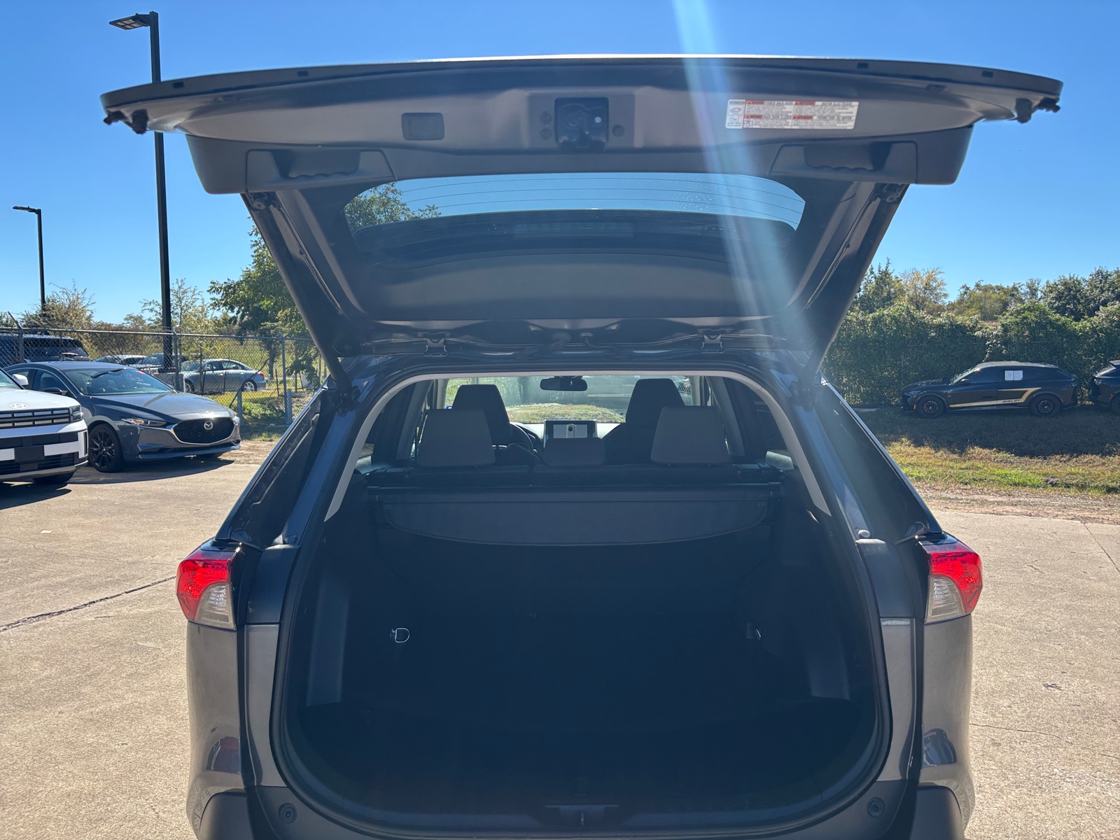 Thumbnail: 2025 Toyota RAV4 - 6