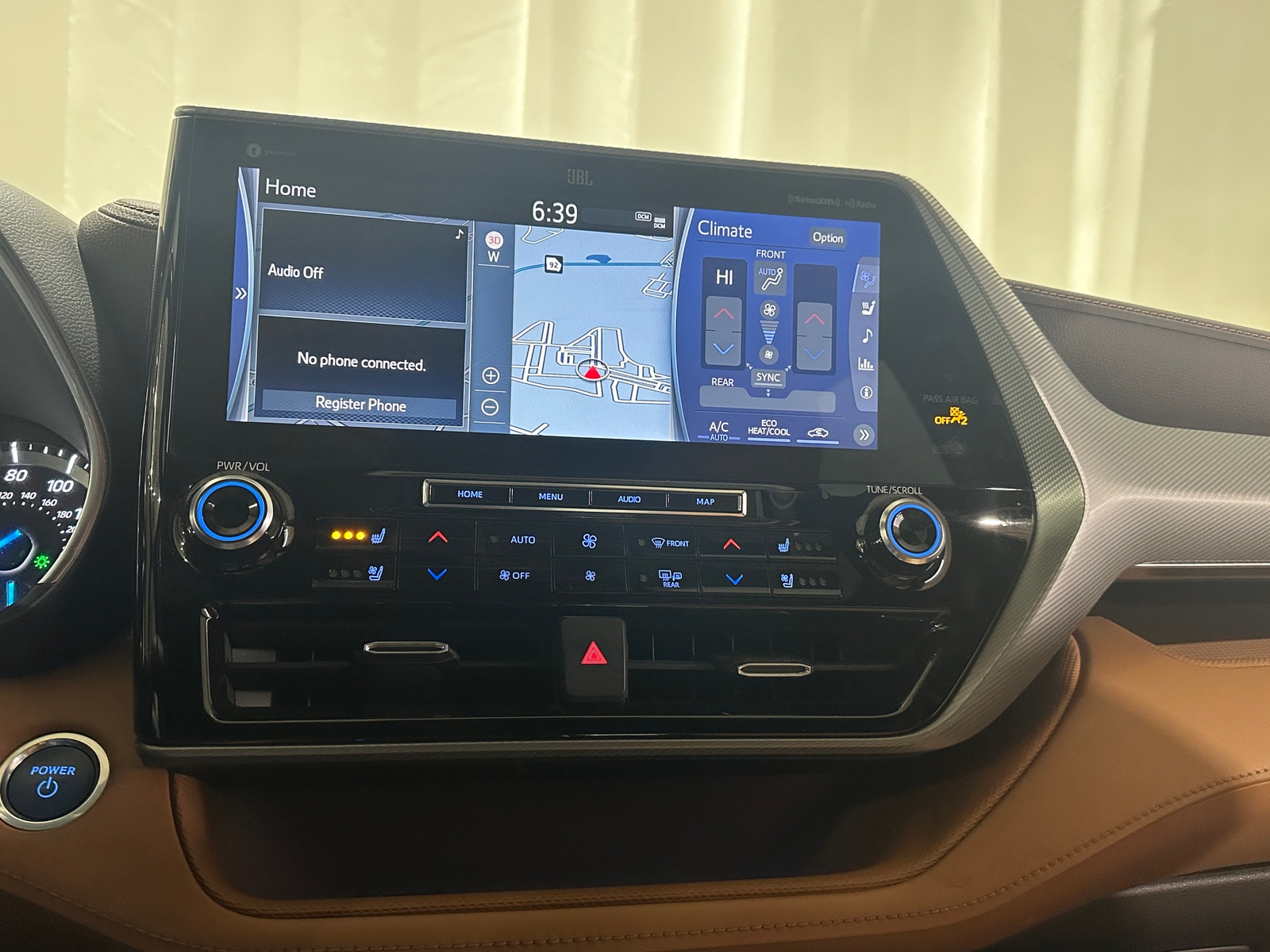 Thumbnail: 2021 Toyota Highlander - 3