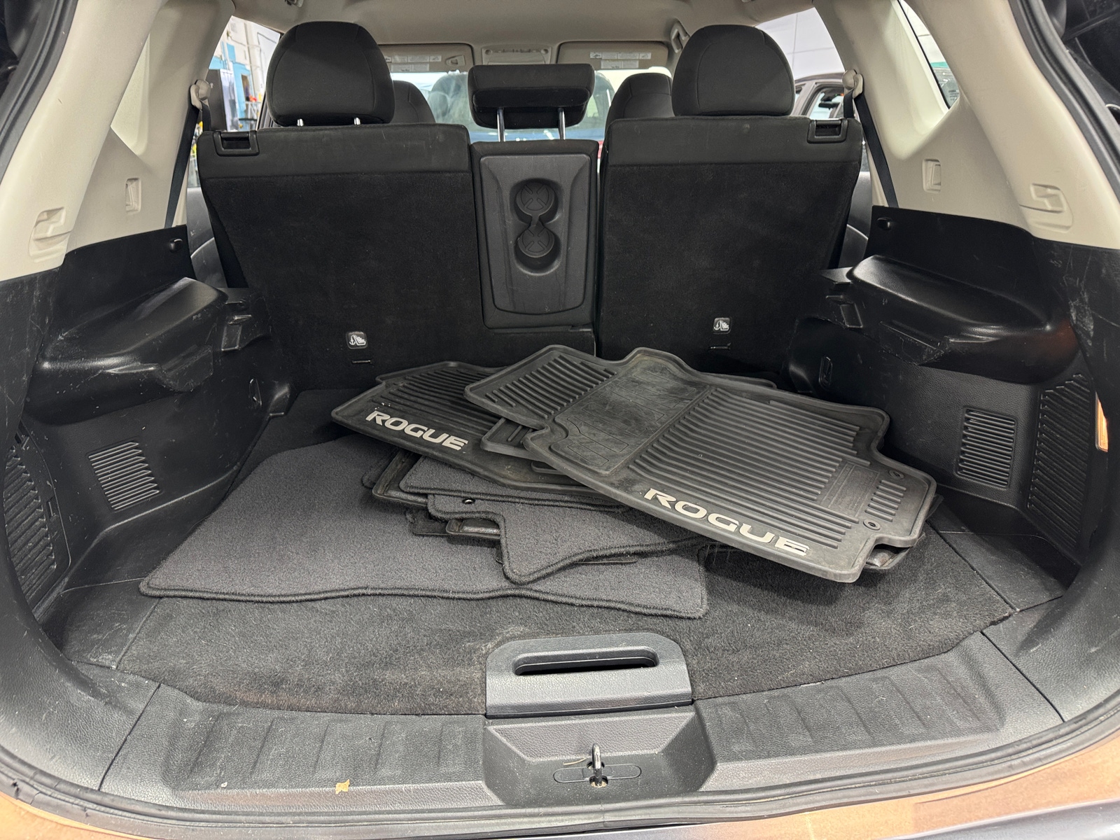 Thumbnail: 2016 Nissan Rogue - 7