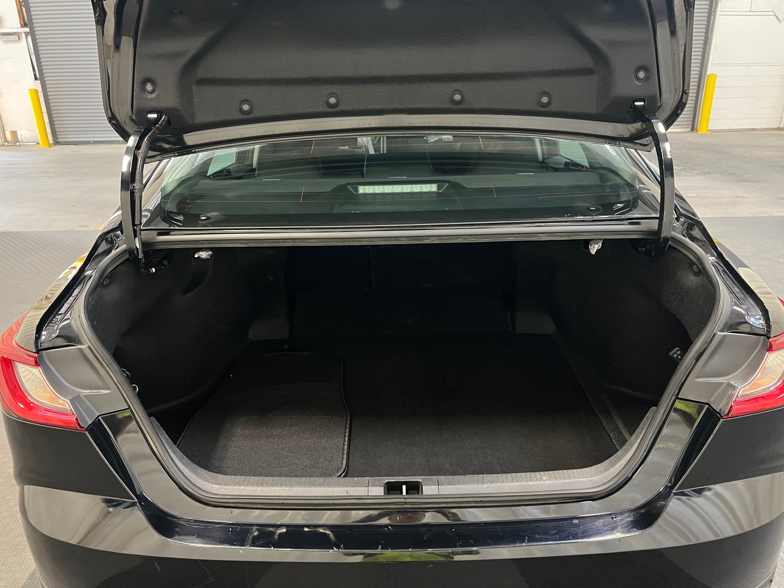 Thumbnail: 2025 Toyota Camry - 7