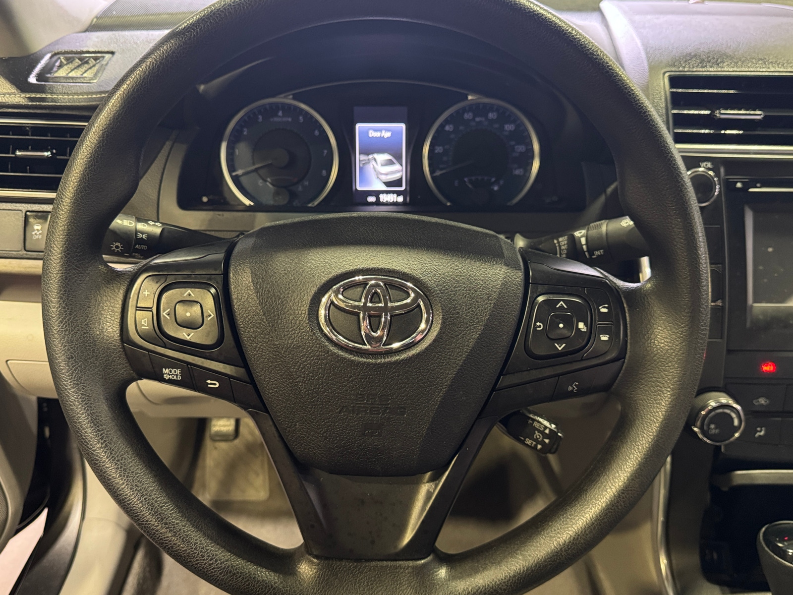 Thumbnail: 2017 Toyota Camry - 5