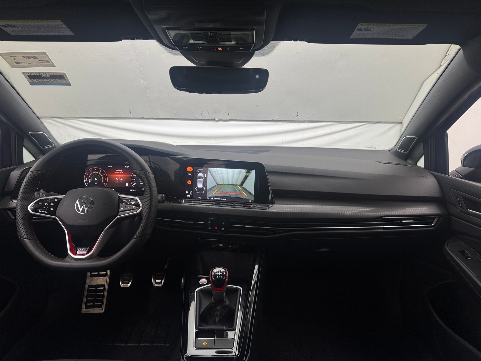 Thumbnail: 2024 Volkswagen Golf - 2