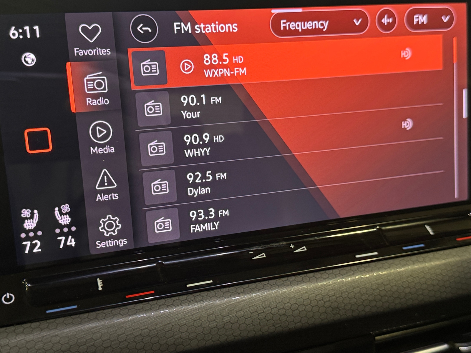 Thumbnail: 2024 Volkswagen Golf - 3