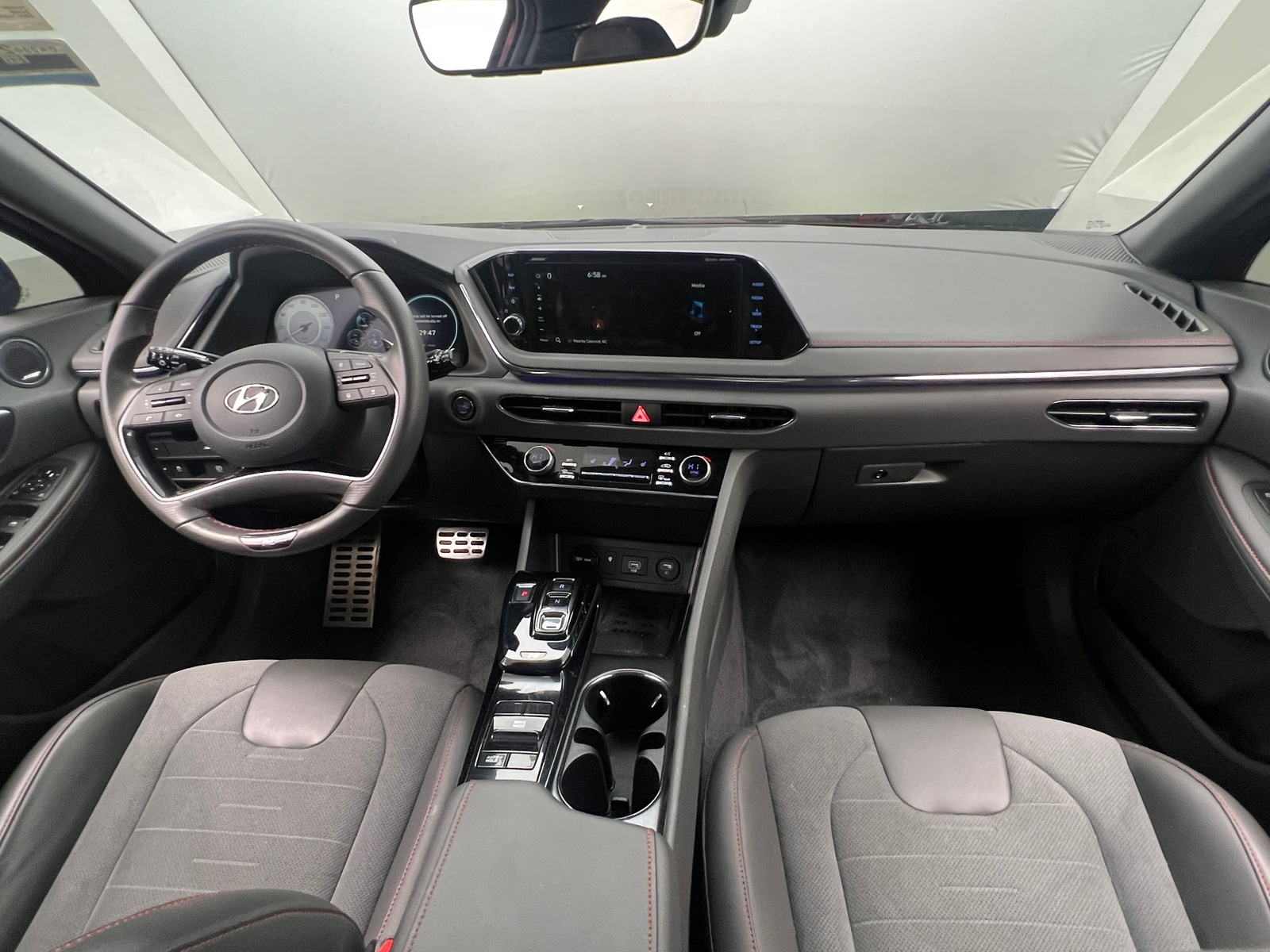 Thumbnail: 2023 Hyundai Sonata - 2