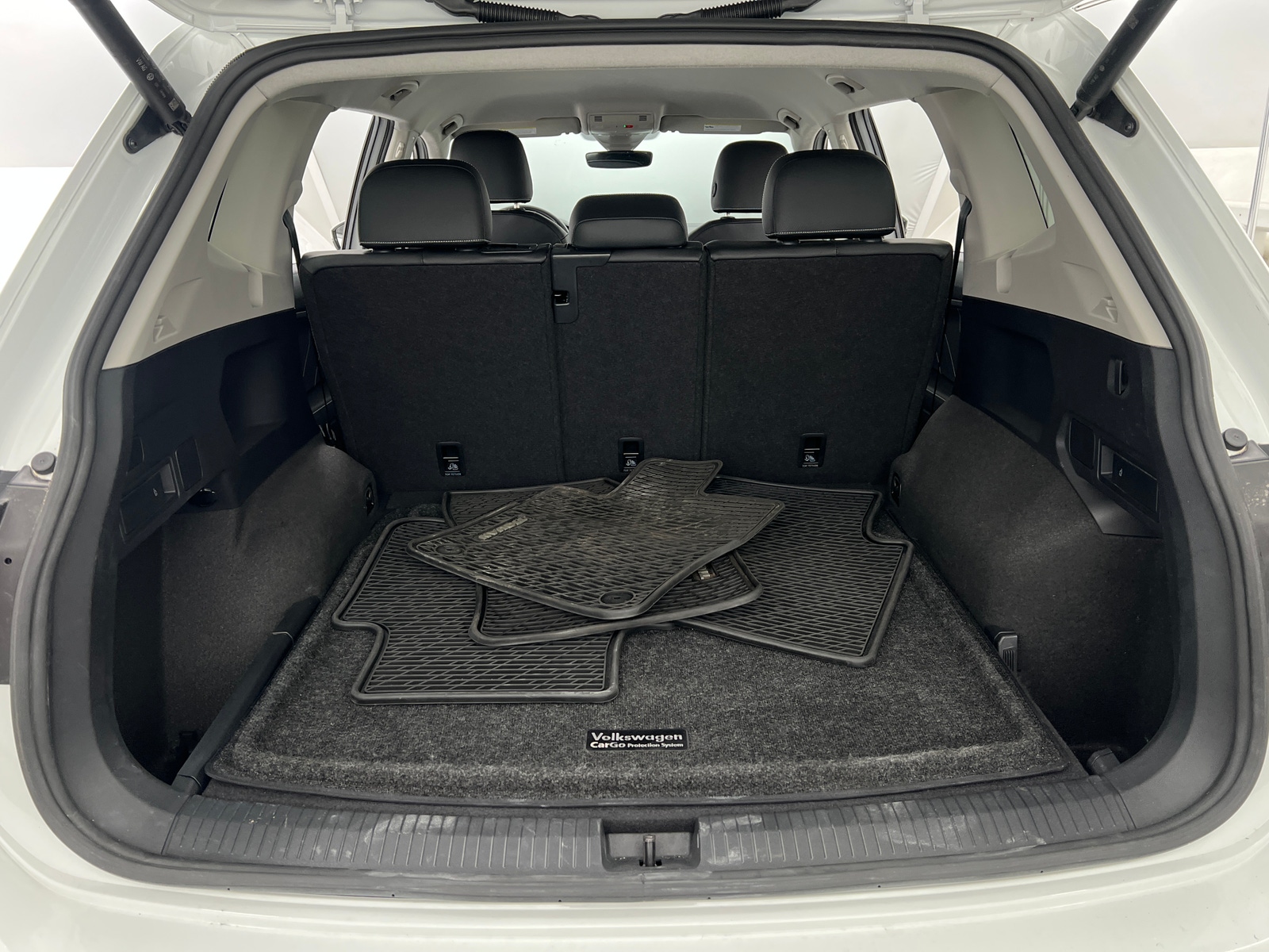 Thumbnail: 2024 Volkswagen Tiguan - 6