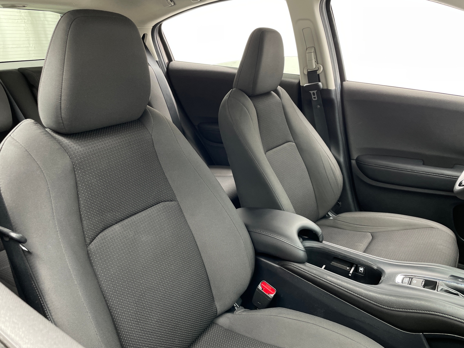 Thumbnail: 2020 Honda HR-V - 2