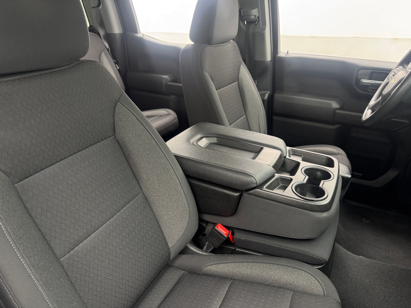 Thumbnail: 2022 Chevrolet Silverado 1500 - 2