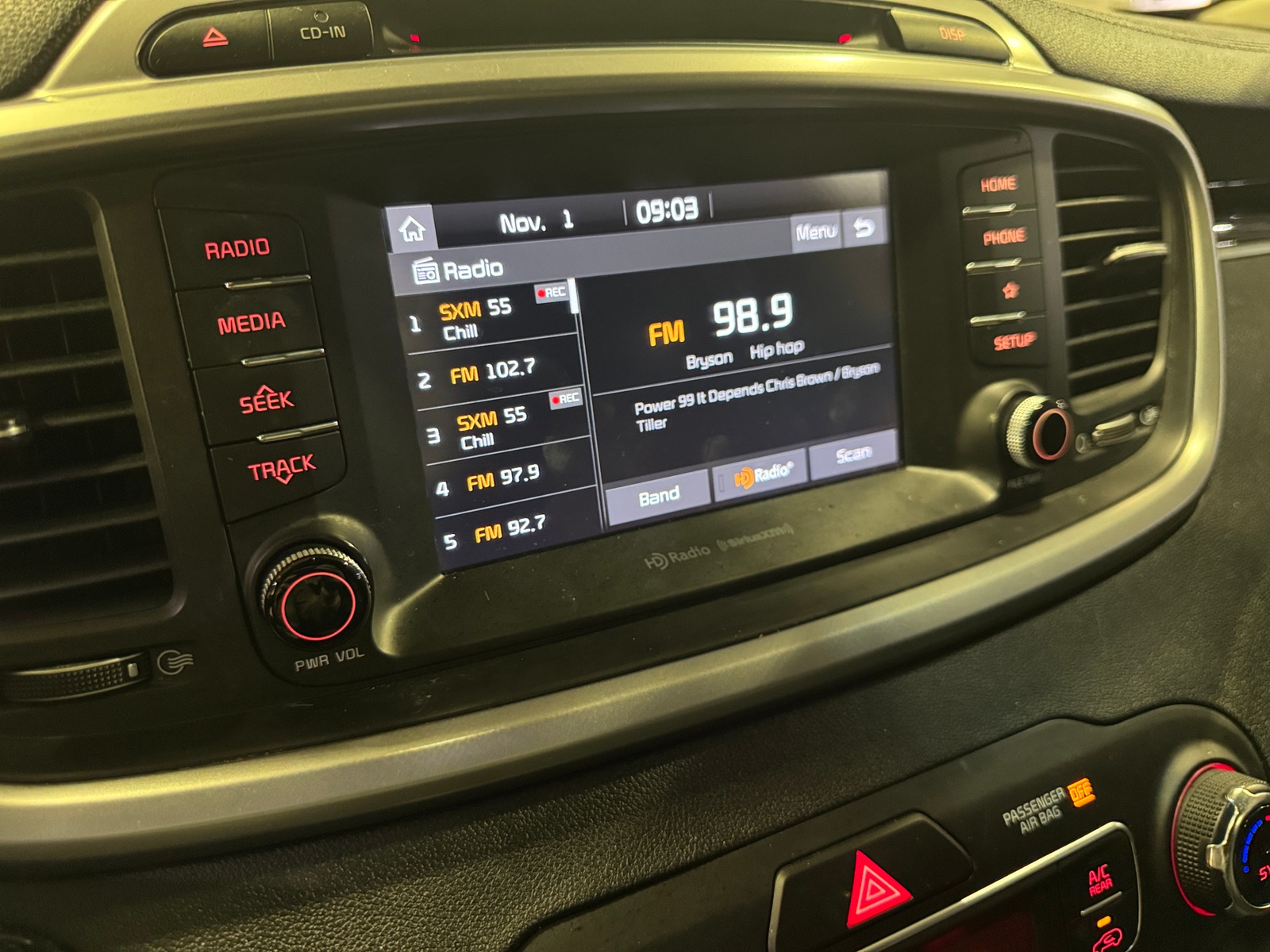 Thumbnail: 2019 Kia Sorento - 3