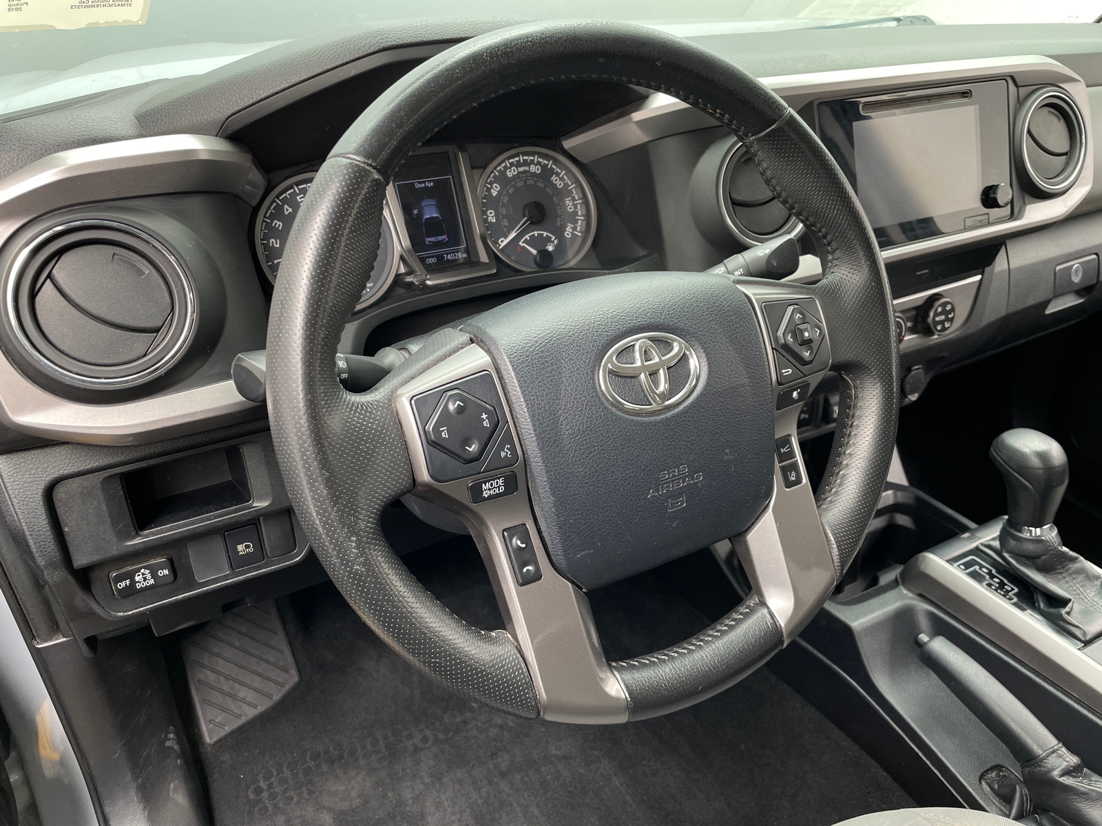 Thumbnail: 2019 Toyota Tacoma - 5