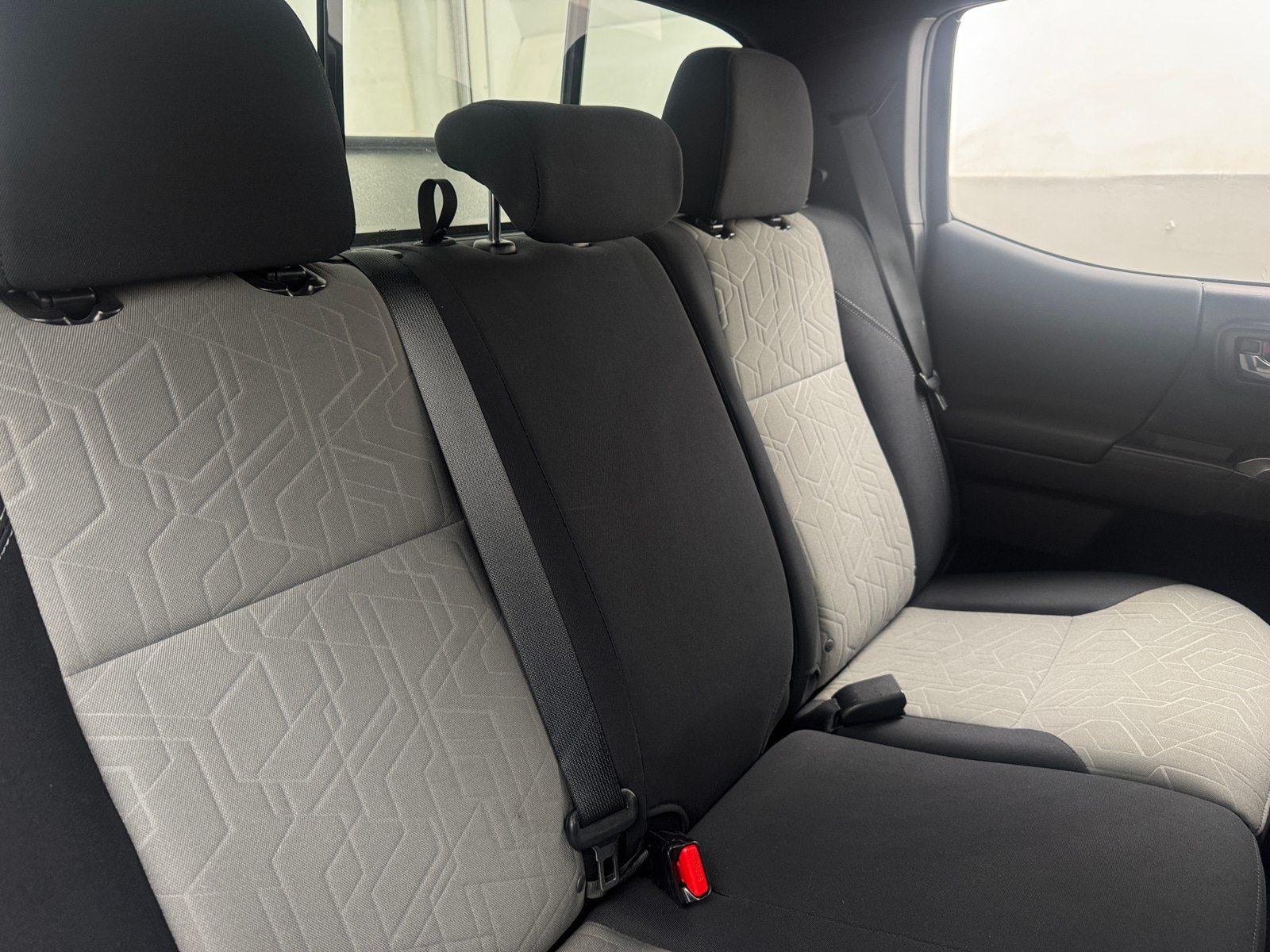 Thumbnail: 2020 Toyota Tacoma - 6