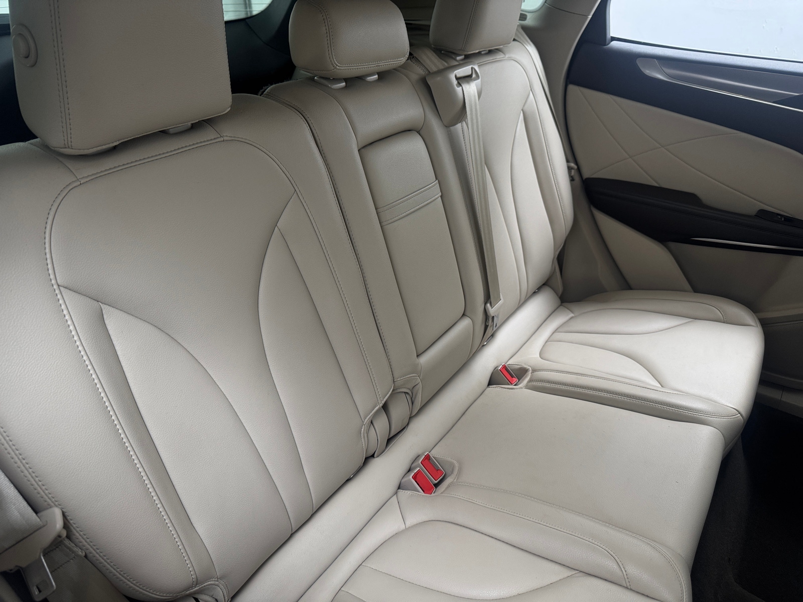 Thumbnail: 2019 Lincoln MKC - 5