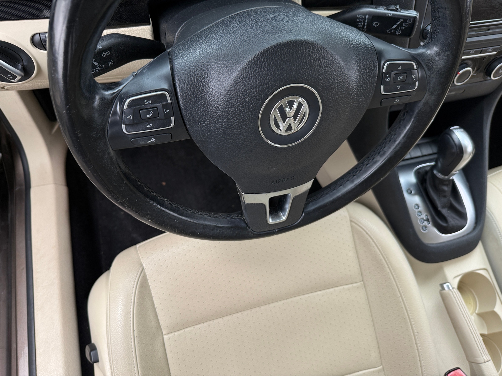 Thumbnail: 2014 Volkswagen Jetta - 4