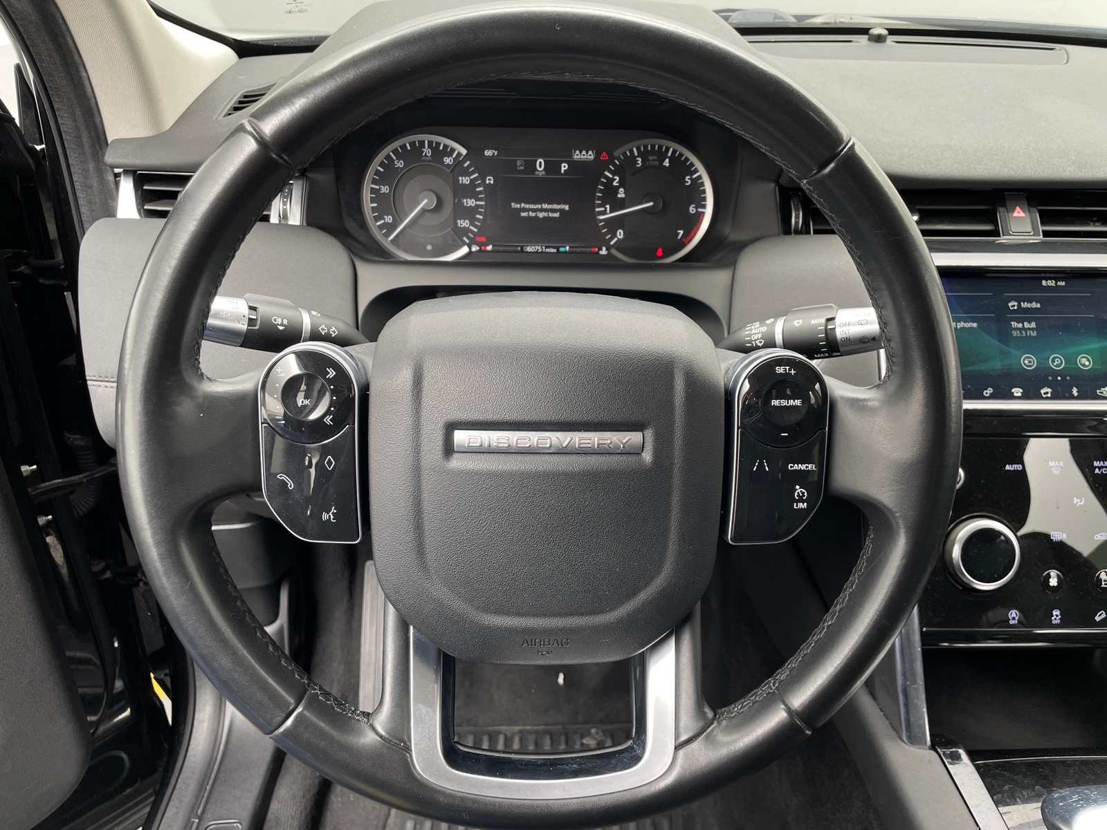 Thumbnail: 2020 Land Rover Discovery Sport - 5