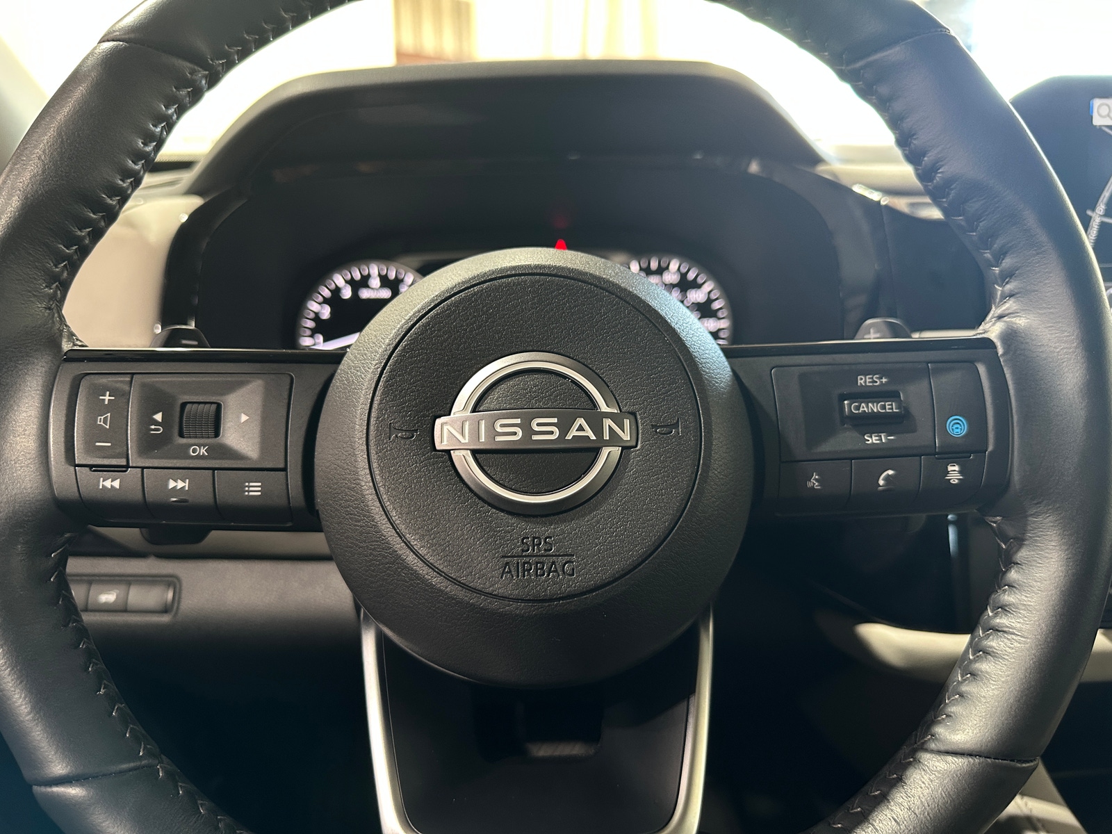 Thumbnail: 2024 Nissan Pathfinder - 4