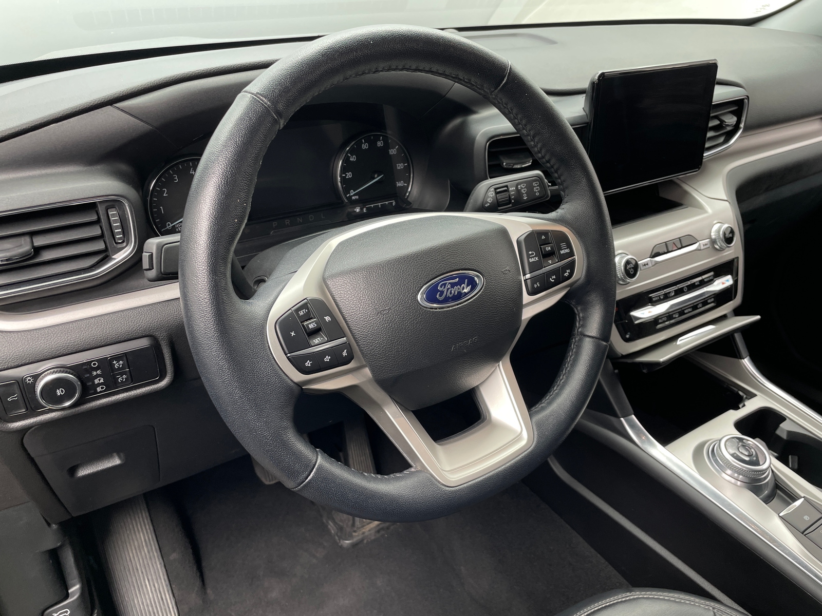 Thumbnail: 2023 Ford Explorer - 5