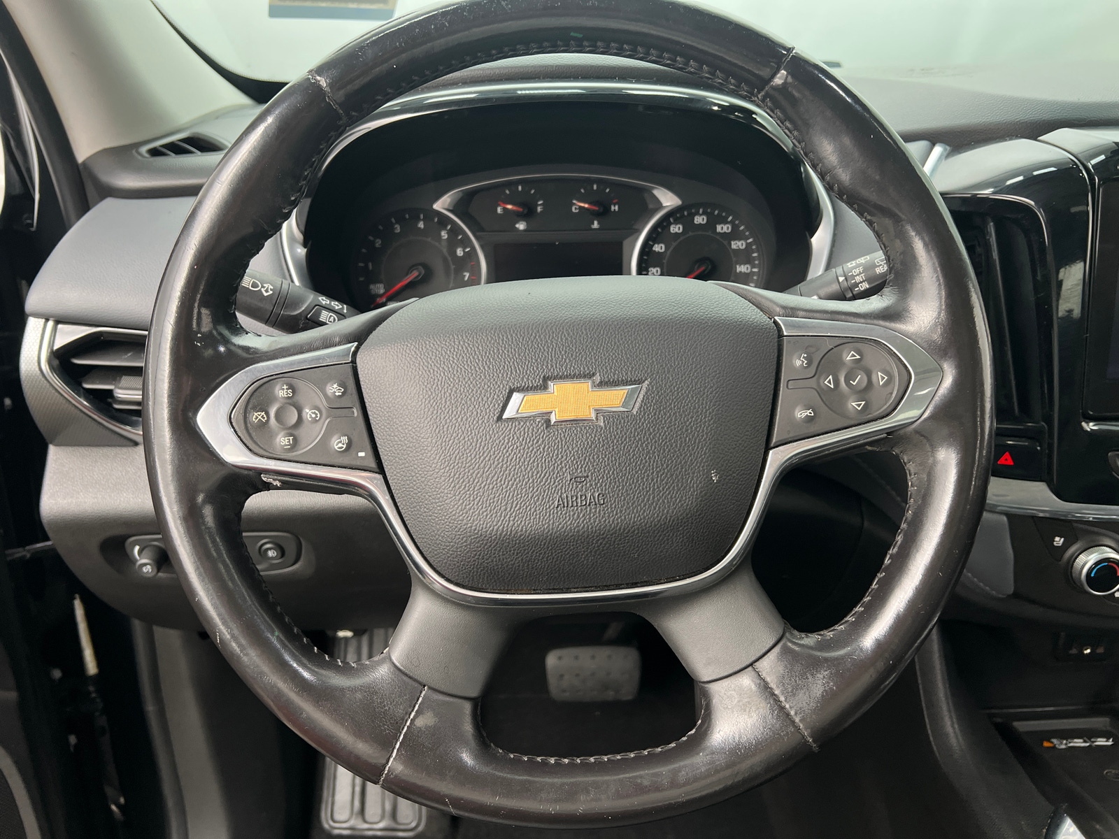 Thumbnail: 2018 Chevrolet Traverse - 4