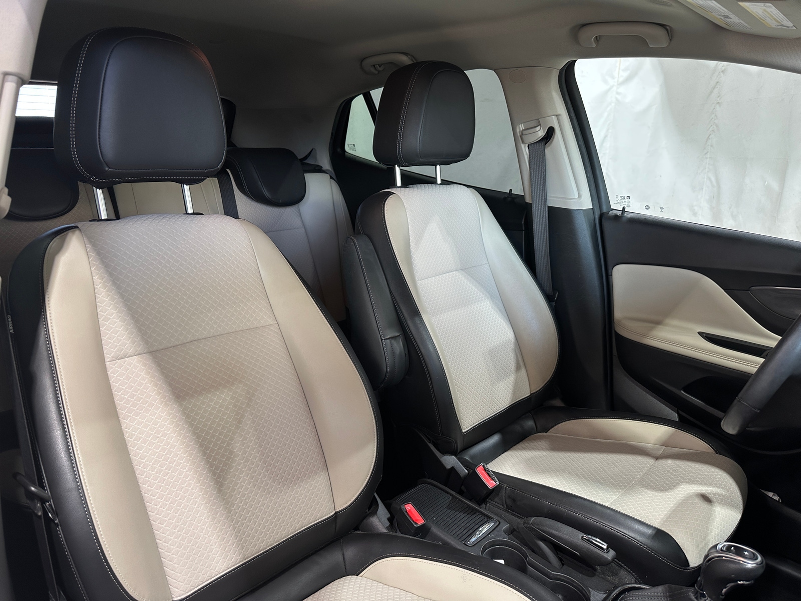 Thumbnail: 2022 Buick Encore - 2