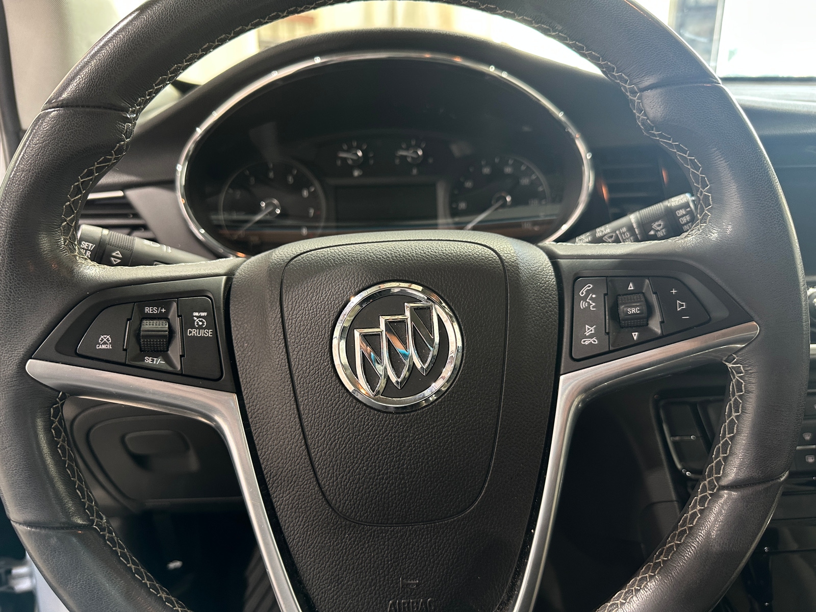 Thumbnail: 2022 Buick Encore - 5