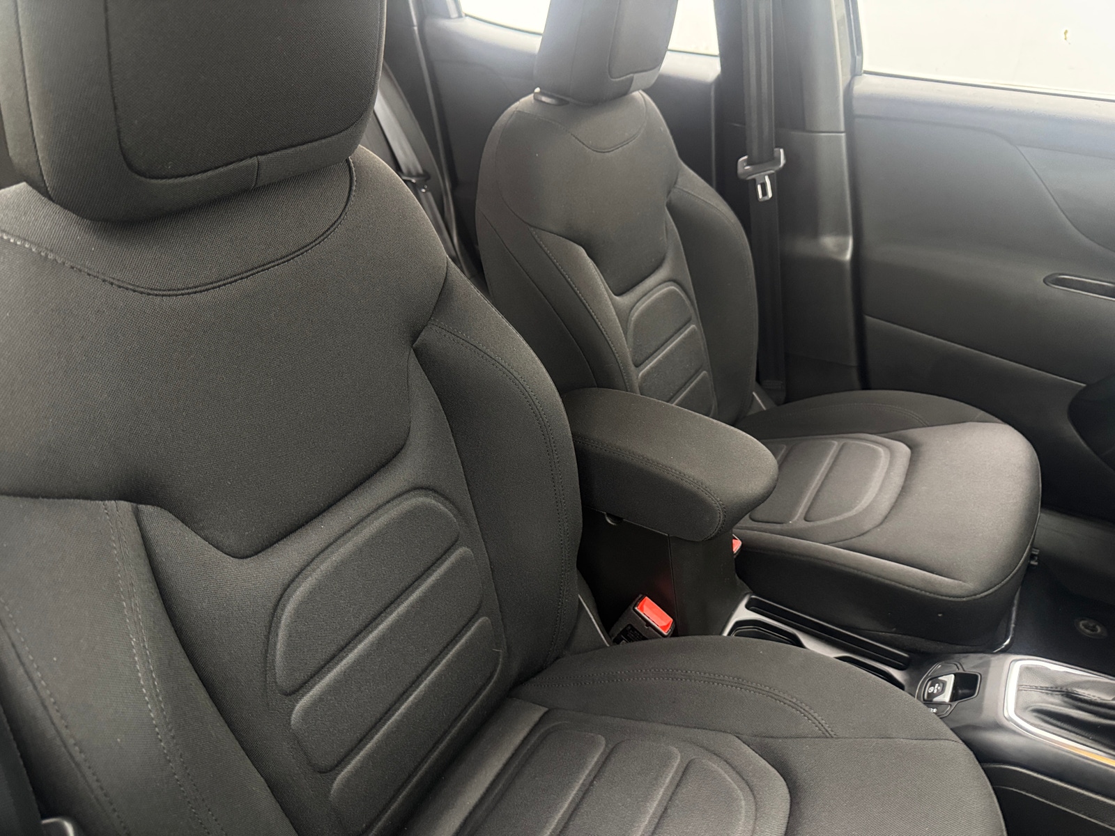 Thumbnail: 2020 Jeep Renegade - 2