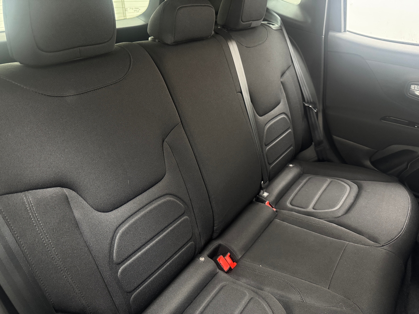 Thumbnail: 2020 Jeep Renegade - 6