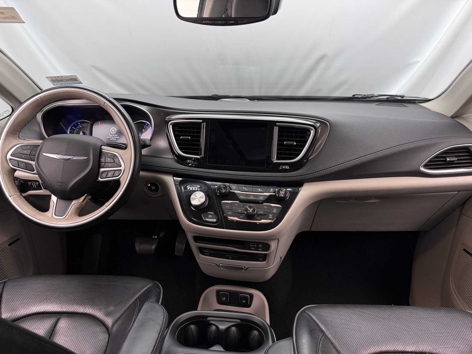 Thumbnail: 2019 Chrysler Pacifica - 2