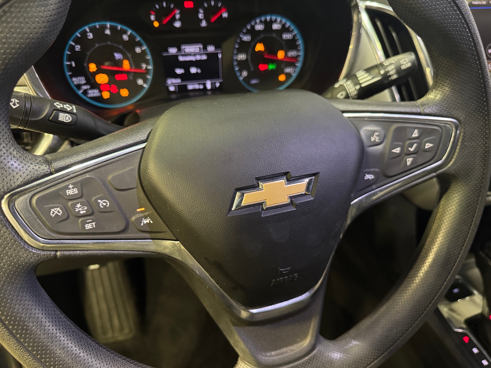 Thumbnail: 2021 Chevrolet Equinox - 5