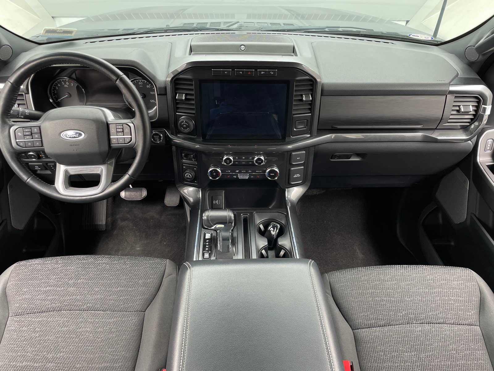 Thumbnail: 2022 Ford Econoline - 3