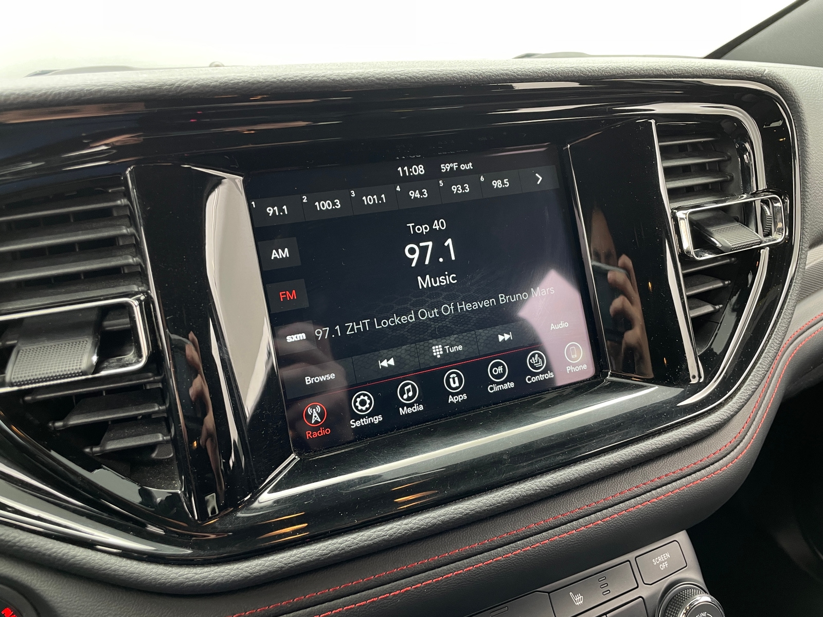 Thumbnail: 2023 Dodge Durango - 4