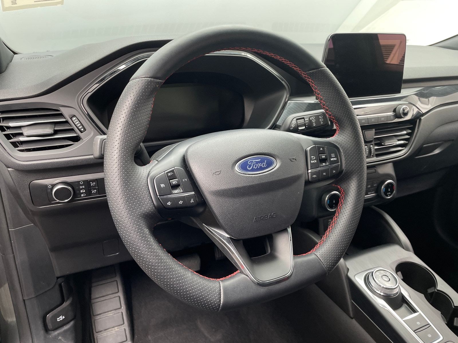 Thumbnail: 2025 Ford Escape - 4