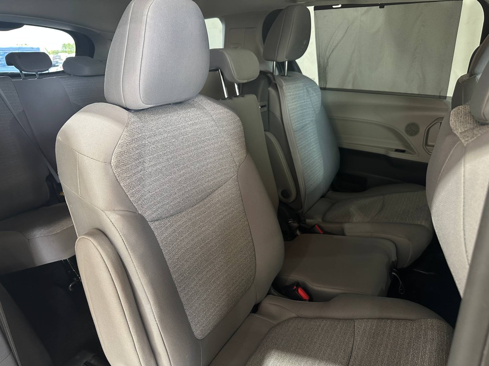 Thumbnail: 2021 Toyota Sienna - 6