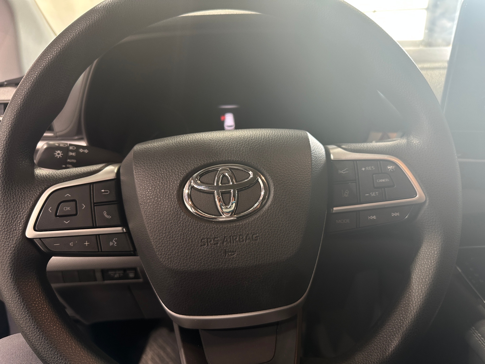 Thumbnail: 2021 Toyota Sienna - 5