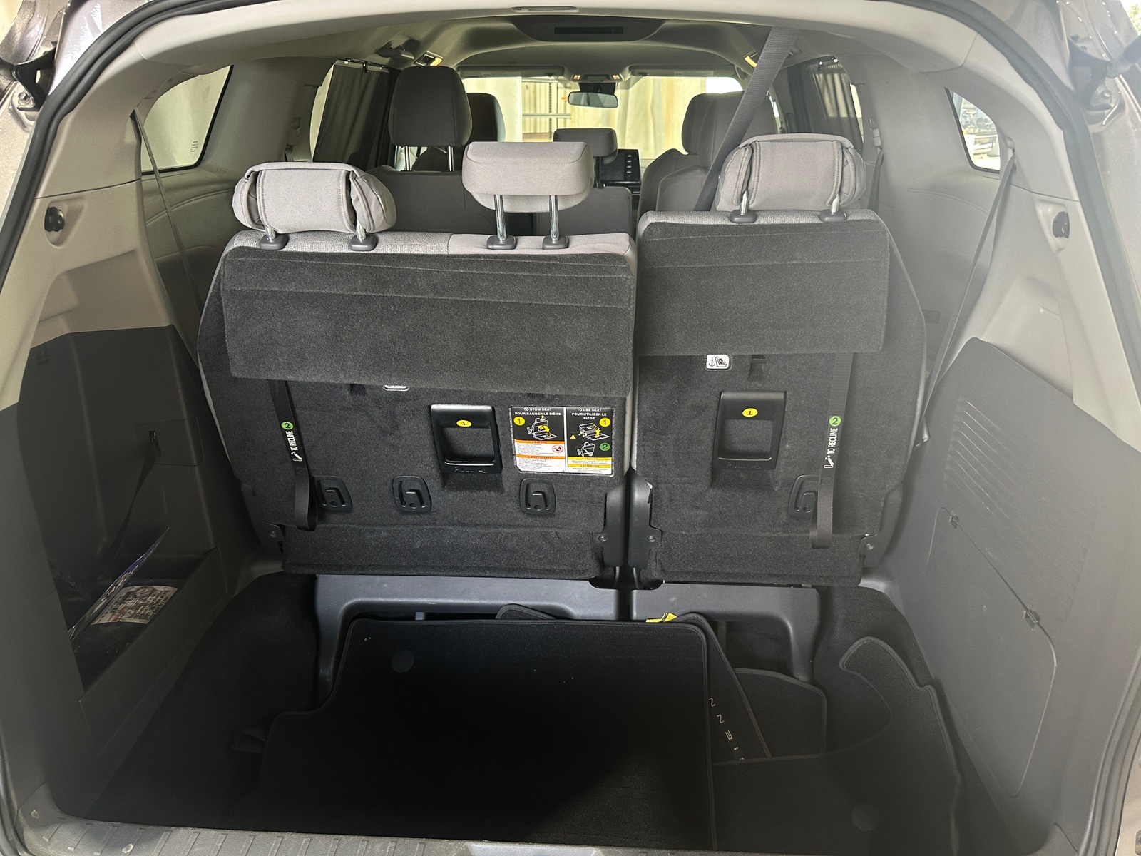 Thumbnail: 2021 Toyota Sienna - 7