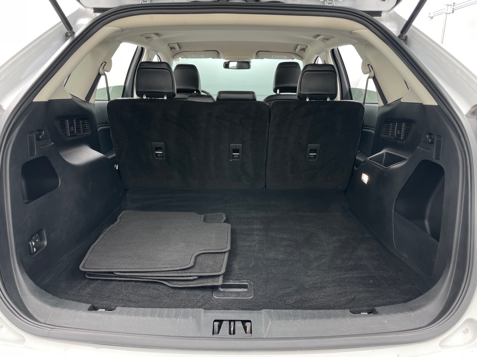 Thumbnail: 2024 Ford Edge - 6