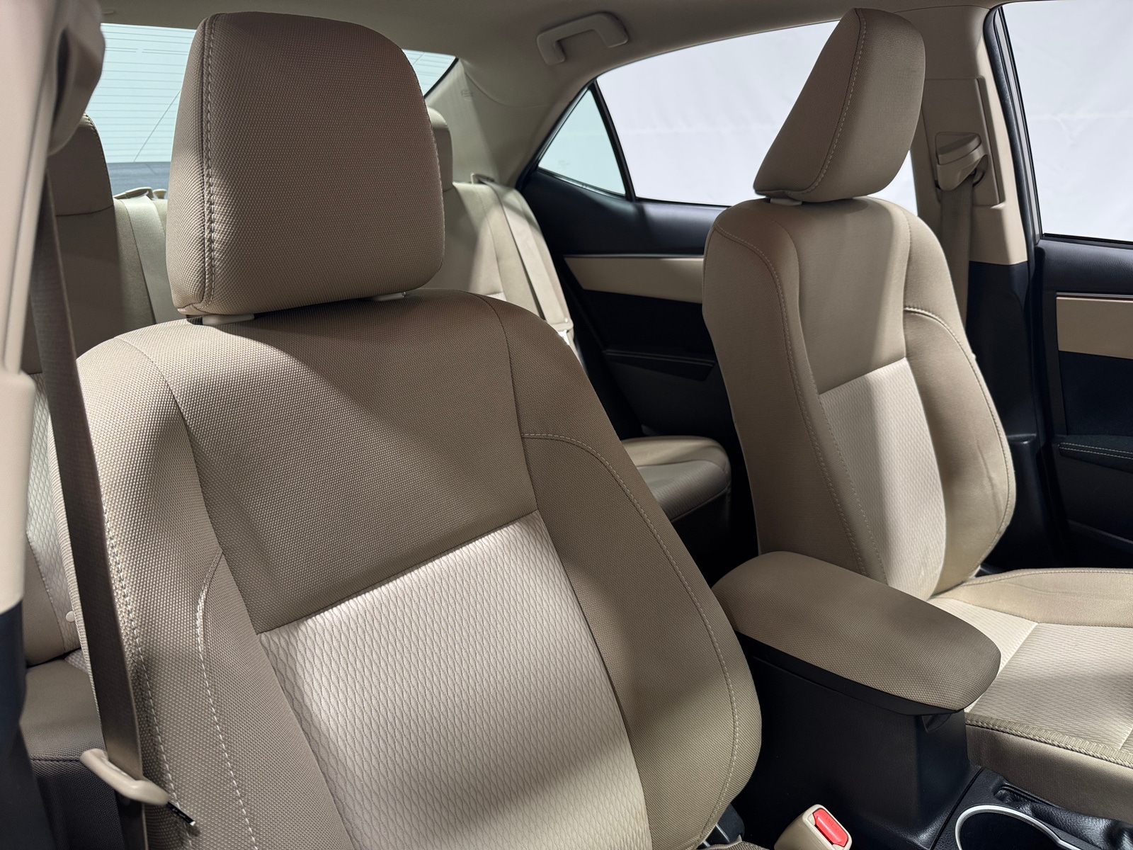 Thumbnail: 2016 Toyota Corolla - 2