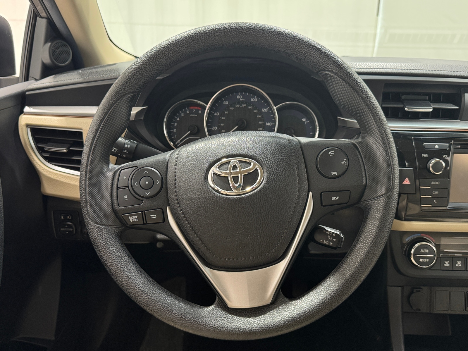Thumbnail: 2016 Toyota Corolla - 5
